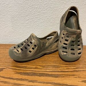 Rugged Outback Kids Camo Slip-On Shoes